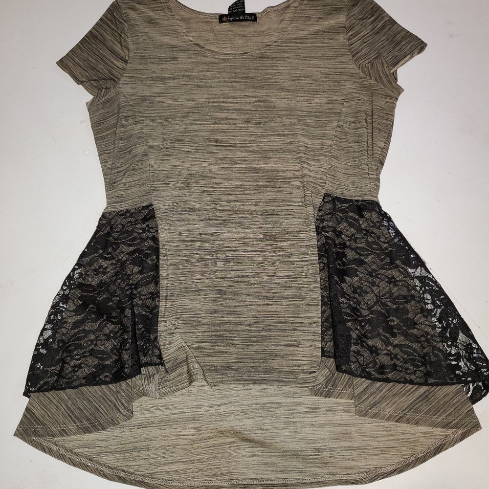 Suzie in the city top